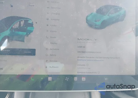 2025 Tesla Model Y Long Range Dual Motor Rear-Wheel Drive from USA, damaged, VIN 7SAYGDED3SA372602